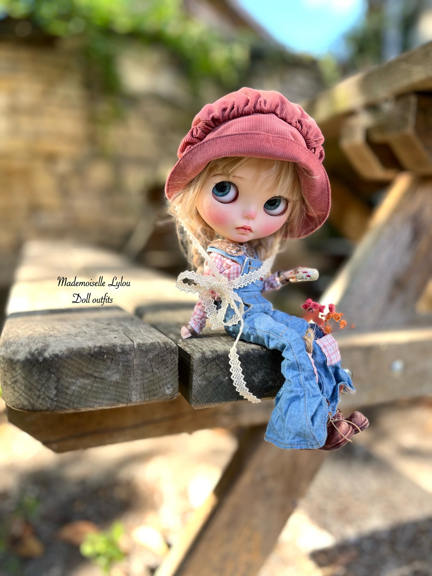 Conjunto de ropa para muñecas Blythe.