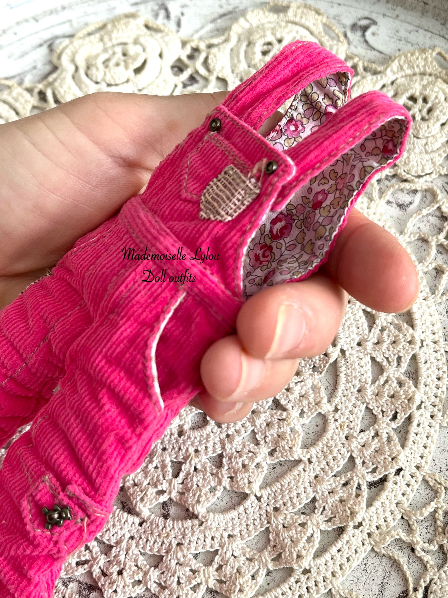 Conjunto de ropa para muñecas Blythe.