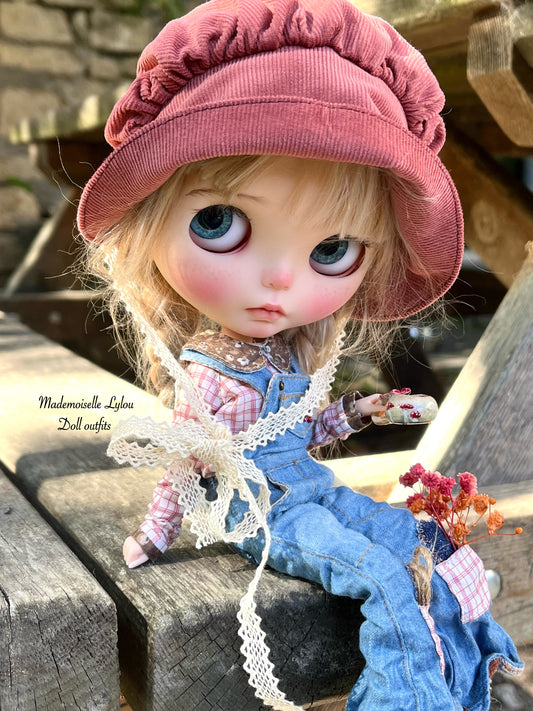 Conjunto de ropa para muñecas Blythe.