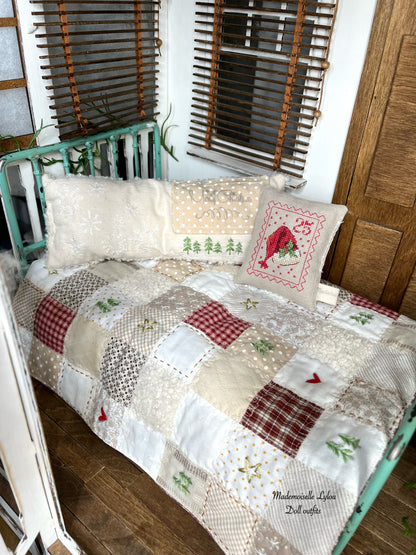 Juego de cama de patchwork para muñecas coleccionables - Hecho a mano