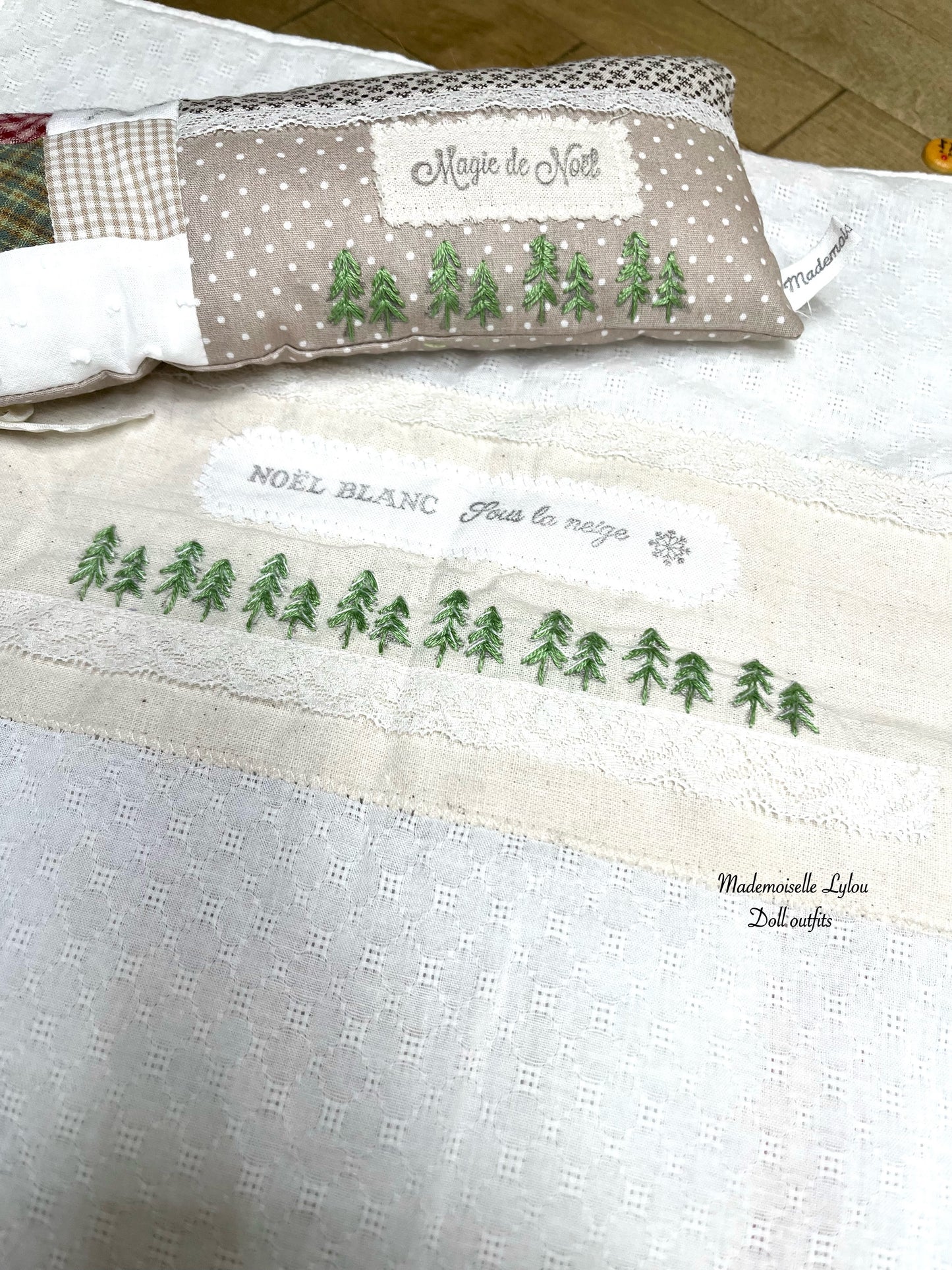 Ensemble de lit patchwork pour poupées de collection - Confection artisanale