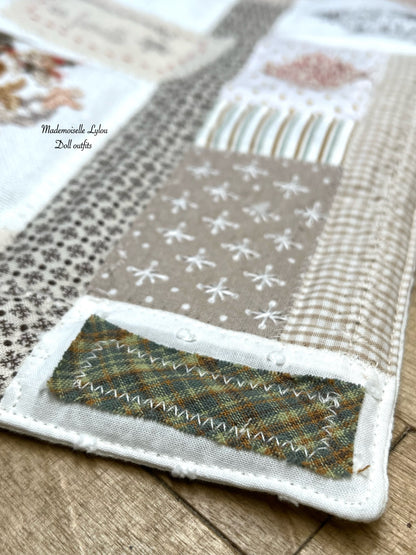 Ensemble de lit patchwork pour poupées de collection - Confection artisanale