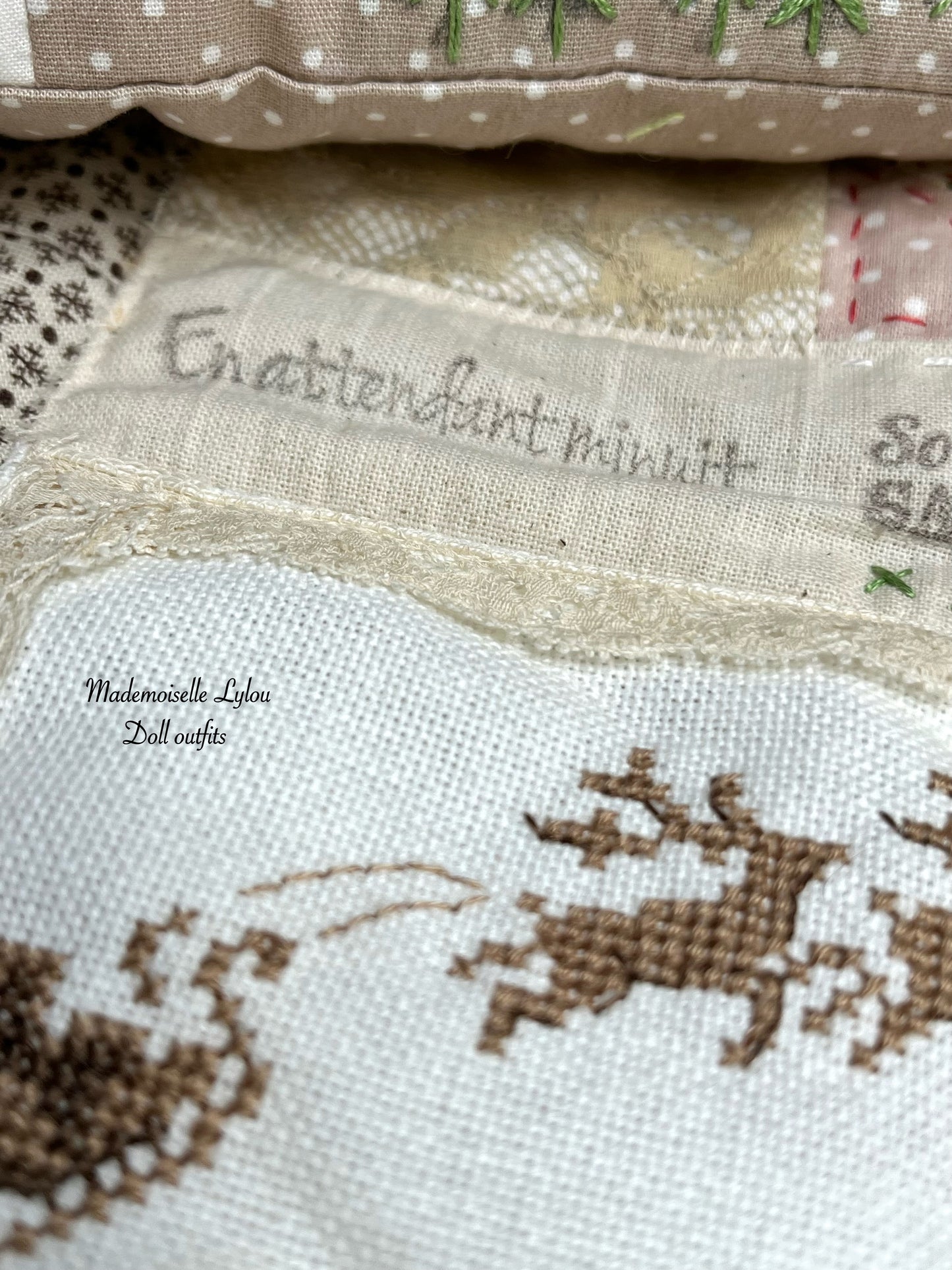 Ensemble de lit patchwork pour poupées de collection - Confection artisanale