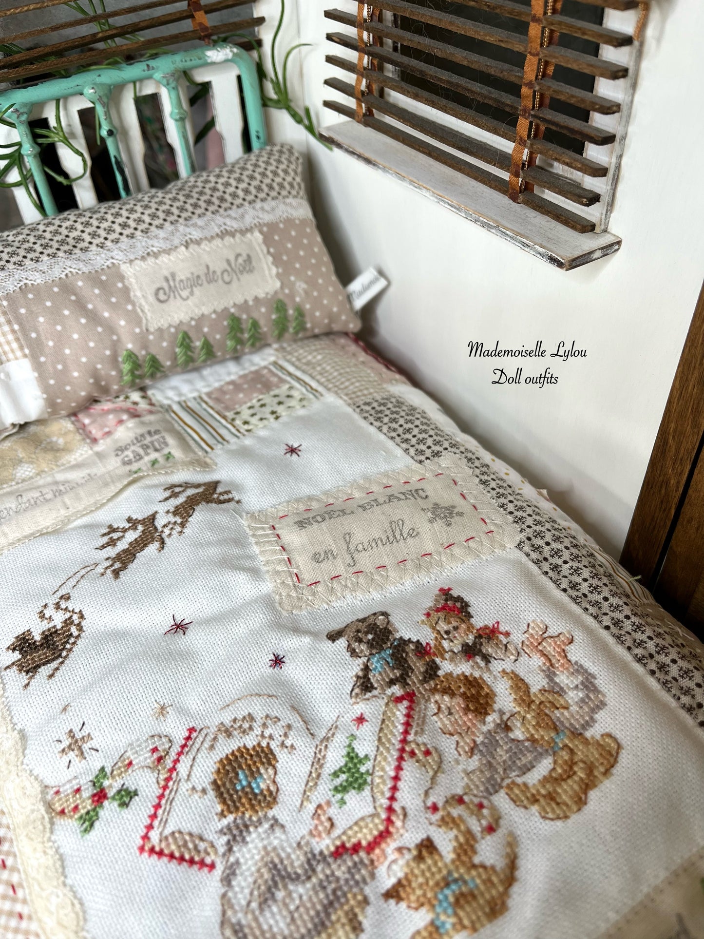 Ensemble de lit patchwork pour poupées de collection - Confection artisanale