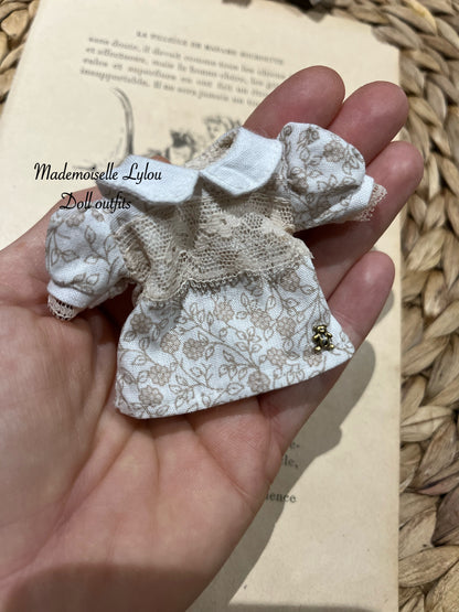 Blythe Doll Clothes - 1950s Puff Sleeve Lace Blouses