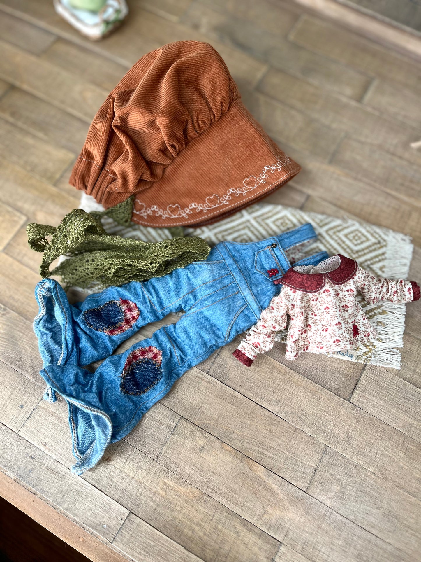 Vêtements artisanaux pour poupées de collection Blythe