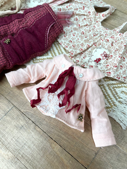 Vêtements artisanaux pour poupées de collection Blythe