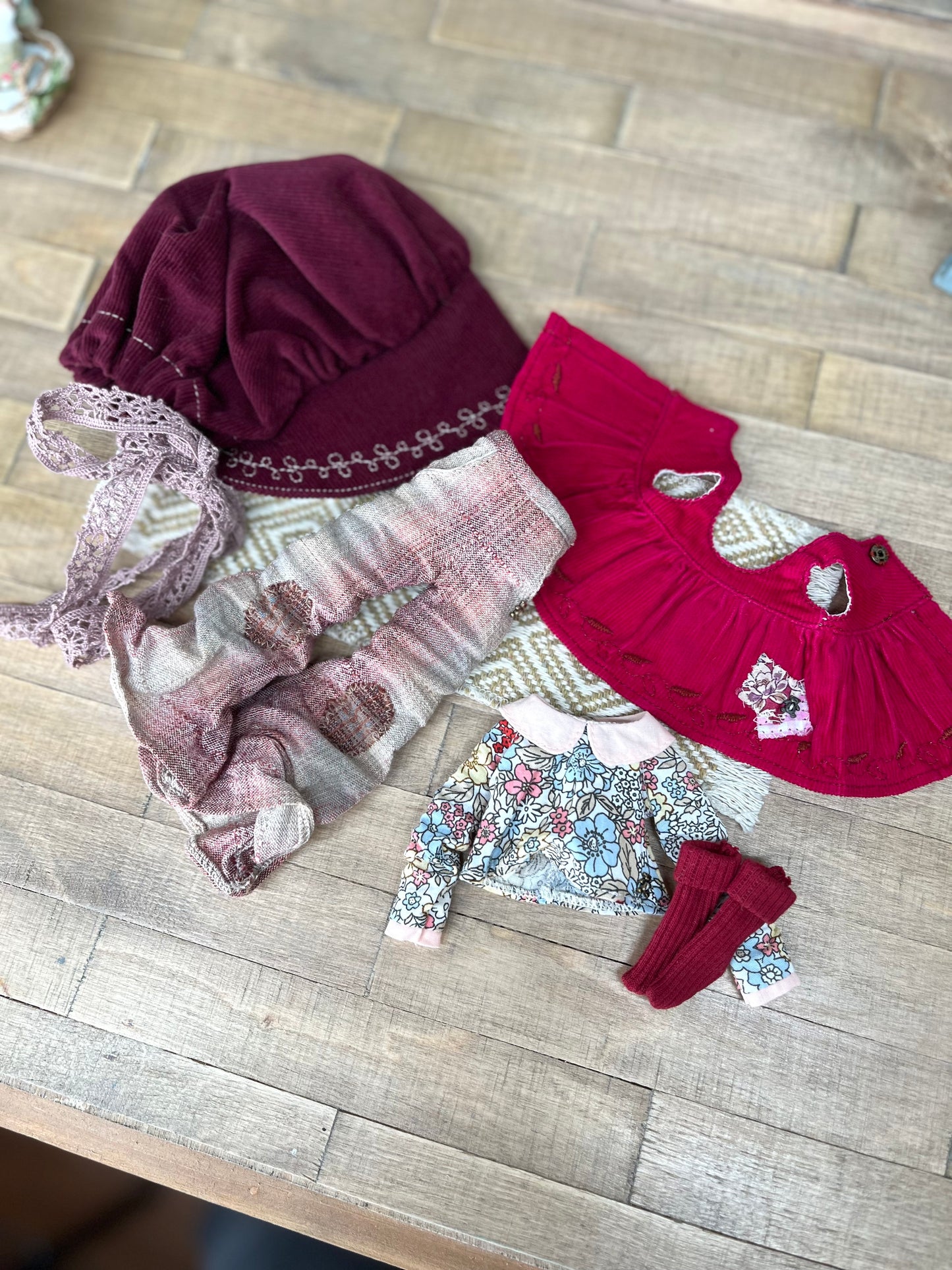 Vêtements artisanaux pour poupées de collection Blythe
