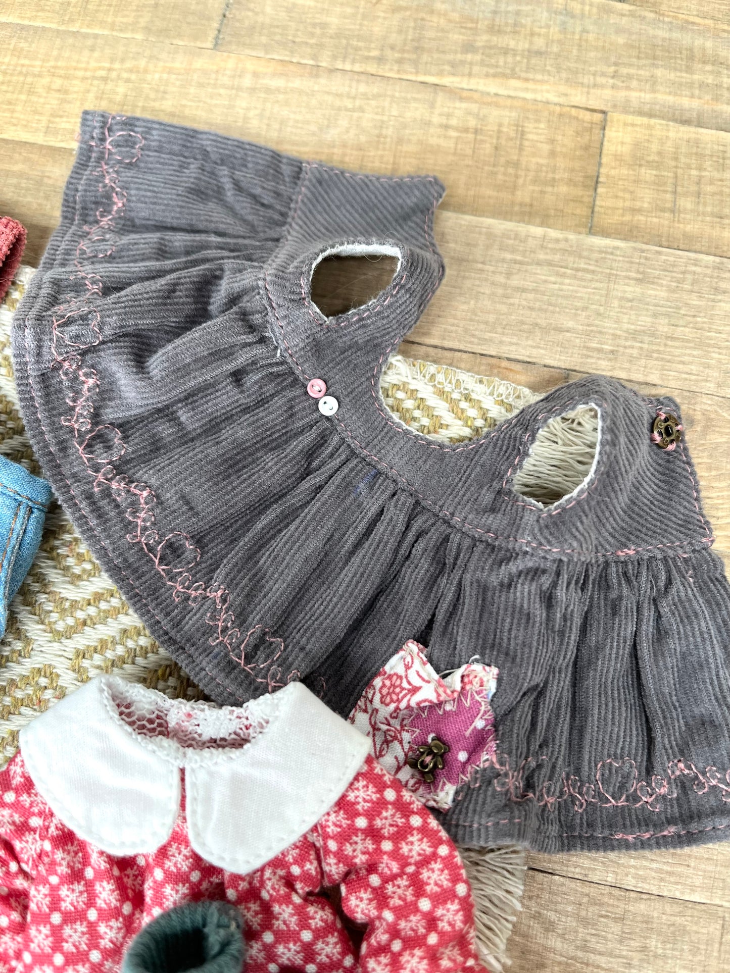 Vêtements artisanaux pour poupées de collection Blythe