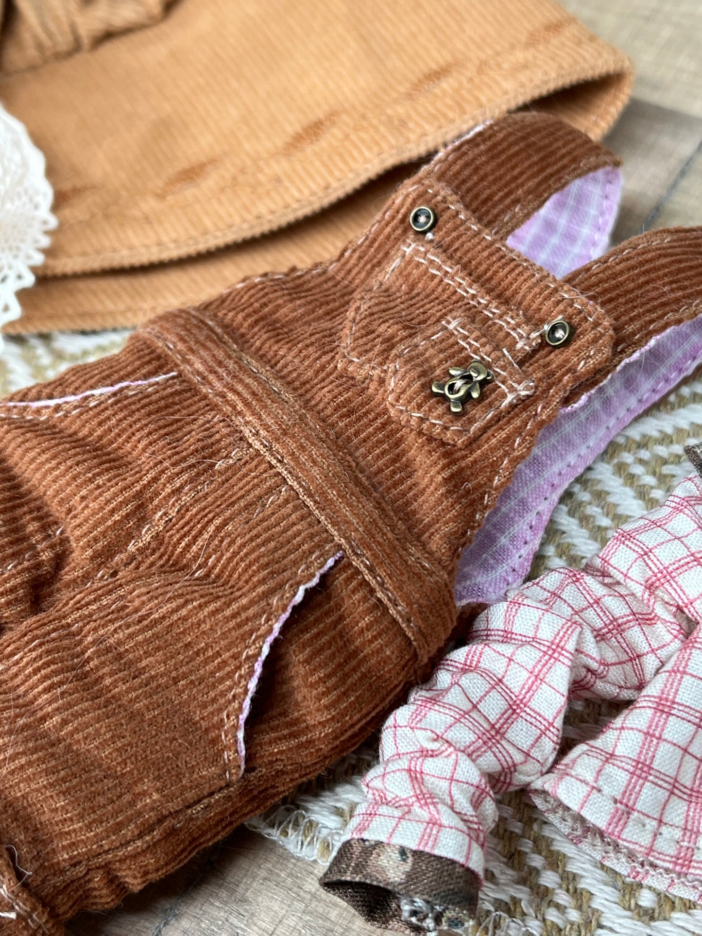 Vêtements artisanaux pour poupées de collection Blythe