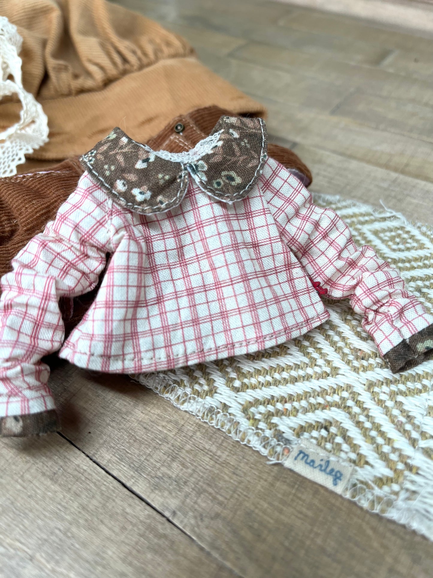 Vêtements artisanaux pour poupées de collection Blythe