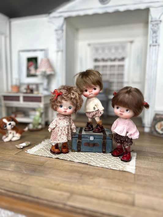 Handmade clothes for collectible dolls OB11