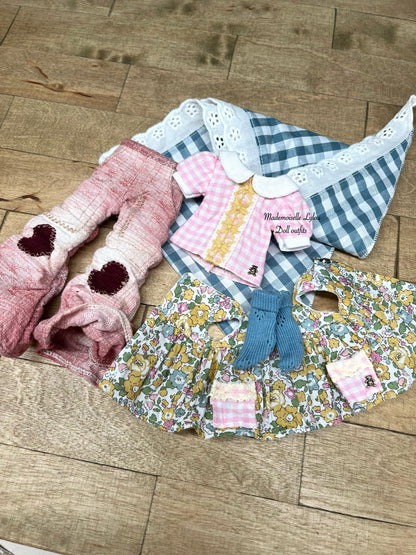 Handmade clothes for Blythe collectible dolls