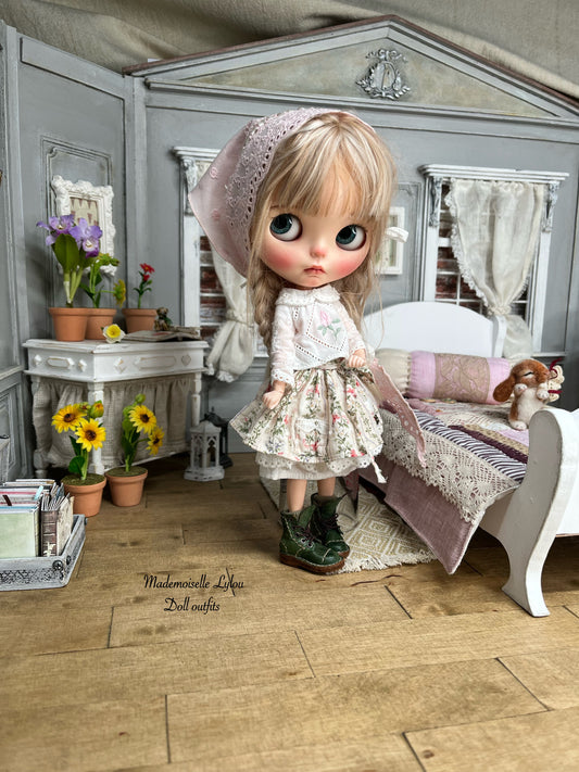 Handmade clothes for Blythe collectible dolls