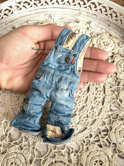 Conjunto de ropa para muñecas Blythe.