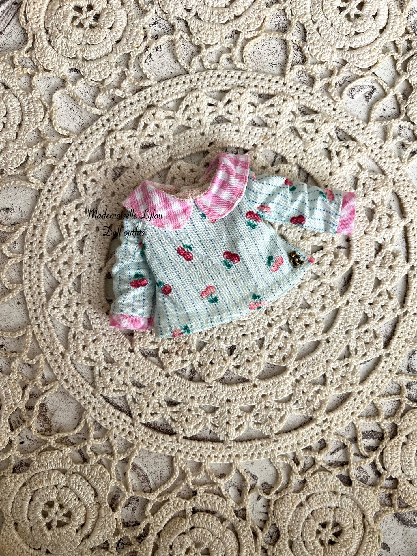 Conjunto de ropa para muñecas Blythe.