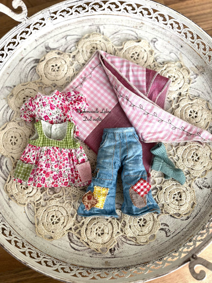 Ensemble vêtements pour poupées Blythe