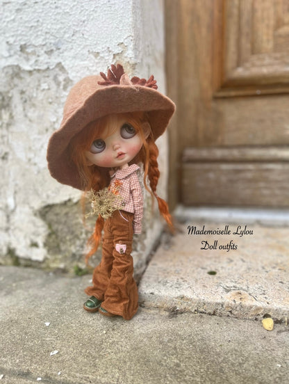 Collaboration with Playfromyourheart - Clothes set for Blythe dolls - Brown Zinnia -