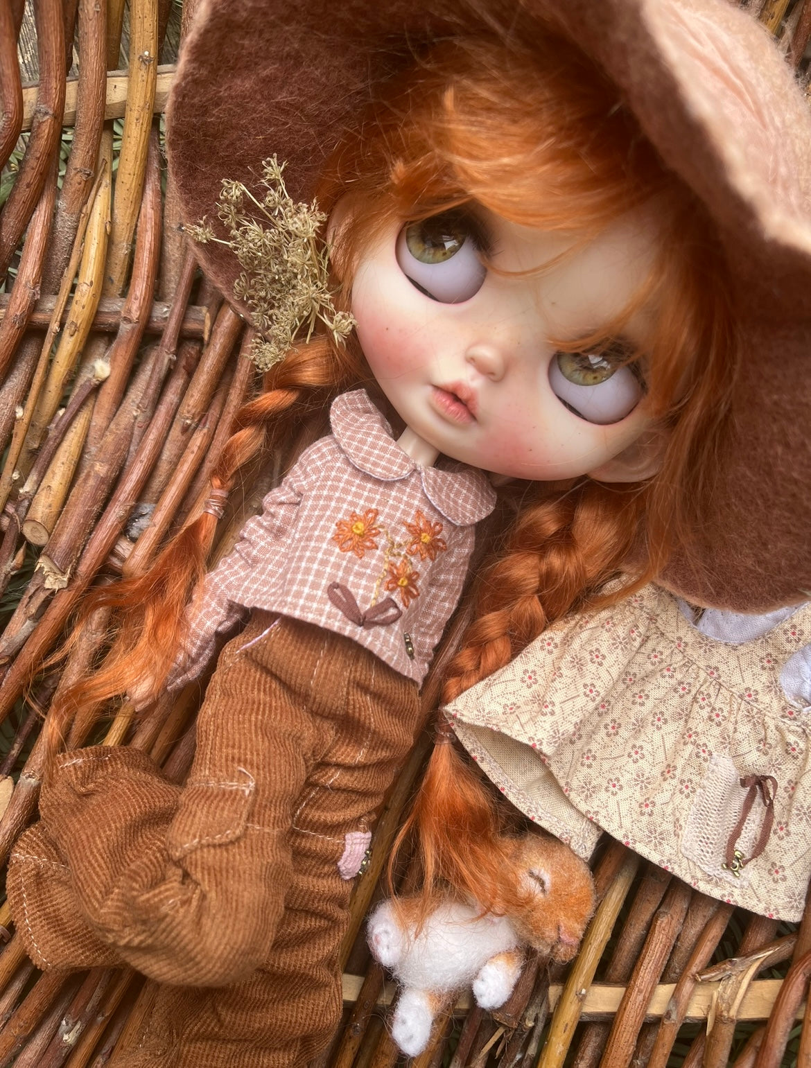 Collaboration avec Playfromyourheart - Ensemble vêtements pour poupées Blythe - Zinnia marron -